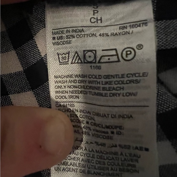 Old Navy Size Small Navy/White Tie Front Gingham Tank Top New without tags! - Picture 6 of 6